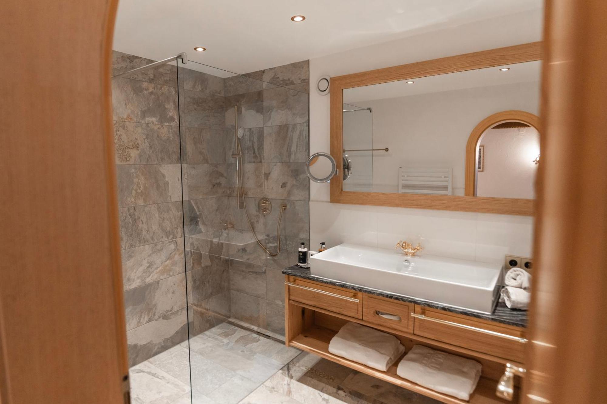 Hotel Ulli Zuers Экстерьер фото